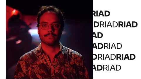 Riad Djemili pour le projet d’avenir BMW Motorrad « The Future Shack ».