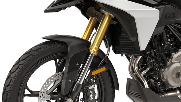 La forcella upside-down anodizzata da 43 mm della F 450 GS di BMW Motorrad