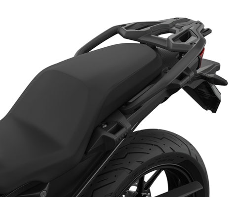 Nous voyons la selle de la F 750 GS.