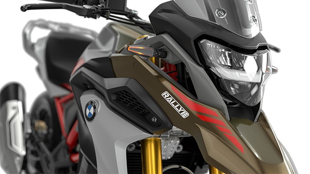 Nous voyons ici les phares LED avec éclairage diurne de la G 310 GS.
