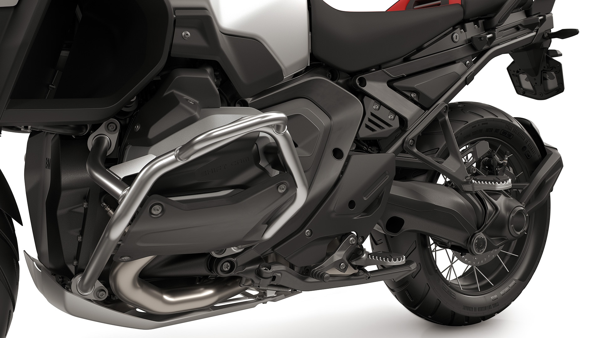 Enduro Features wie größerer Motorschutz, klappbarer Bremshebel und Schalthebel einstellbar, Enduro Fußrasten inkl. Soziusfußrasten