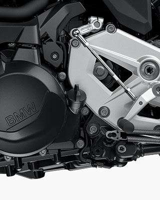 Wir sehen den Motor der F 900. Er ist das Herzstück der F 900 R und Garant für deinen Fahrspass.
