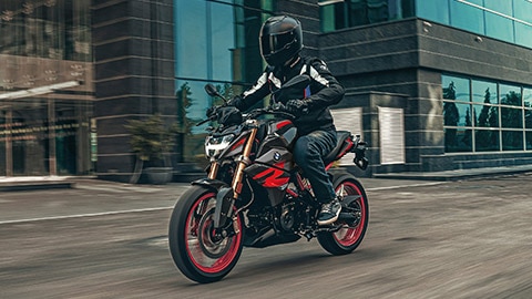 Fahraufnahme der G 310 R