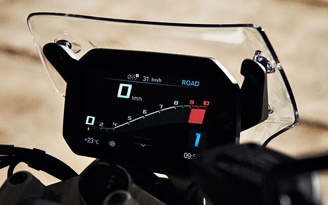 La BMW R 1250 R avec écran TFT et Connectivity
