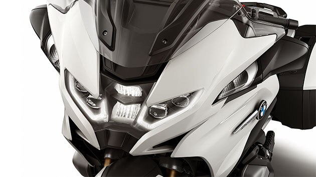 Vediamo il nuovo frontale con fanali a LED della R 1250 RT.