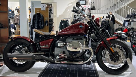 BMW R18